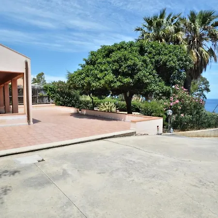 Baialuce Villa