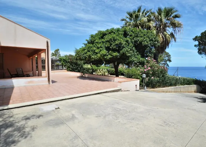 Baialuce Villa
